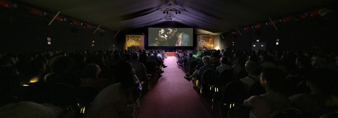 Exibição do filme Vaga Carne, de Grace Passô e Ricardo Alves Jr, na abertura da mostra. Foto Léo Lara / Universo produção